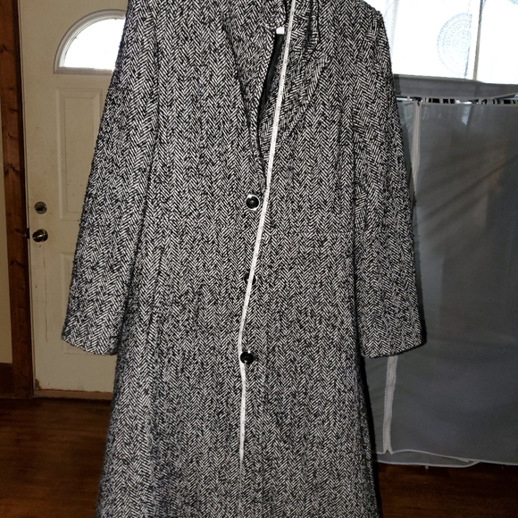 Michael Kors Coat - Picture 8 of 8